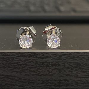 2 carat cubic zirconia pierced stud earrings. Brand new. By Kenneth Jay Lane